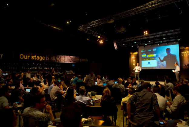 EY The Pitch Nir Perry presenting Cyberwrtie